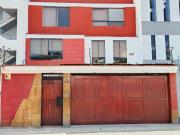 VIVE A LO GRANDE EN LA MOLINA: CASA CON MINI...