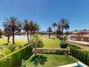 ¡Vive a solo 300 metros del Mar Mediterráneo en un...