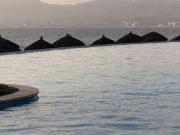 VIVE DE LUJO FRENTE AL MAR