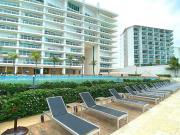 Vive el Lujo Frente al Mar: Departamento en Venta en la...