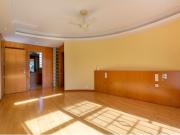 Vive el Silencio del Golf: Chalet Independiente con Gran...