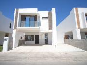 ¡Vive en Altaria Residencial! | Casa en renta en Zona Dorada