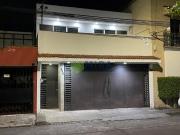 VIVE EN CHAPULTEPEC SUR, CASA EN VENTA DE 3...