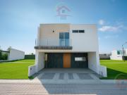 Vive en Cuautlancingo: Casa Nueva $2,450,000 con Club,...