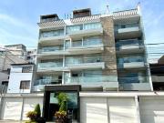 ¡Vive en el Corazón de Surco! Impecable Departamento de...