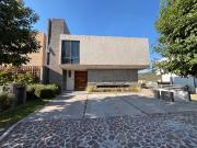 VIVE EN ESTA ESPECTACULAR RESIDENCIA EN RENTA EN ALTOZANO