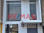 ¡Vive En Grande En Laredo: Casa De 3 Pisos Con Acabados...