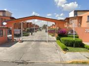 ¡Vive en Hermosa y amplia casa en remate en Col. Barrio...