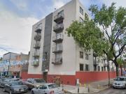 ¡Vive en hermoso y amplio departamento en remate en Col....