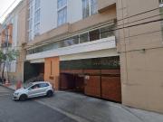 ¡Vive en hermoso y amplio departamento en remate en Col....