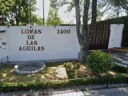 Vive en inigualable y elegante casa en remate en col....