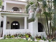 Vive en Jardines de Reforma: Moderno Departamento de 2...