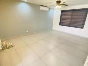 Vive Frente al Parque en la Mejor Zona de Escobedo –...