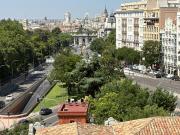 Vive frente al Retiro y la Puerta de Alcalá: piso...