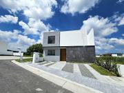 Vive la Exclusividad en Preserve Juriquilla Casa con...