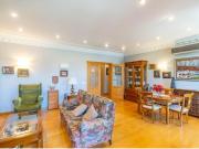 Vive la historia de Pamplona desde tu balcón en Plaza...