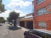 Vive o invierte en una zona con excelente ubicación a un...