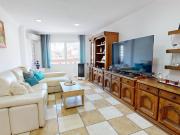 Vive o invierte junto al mar: piso reformado a 100 m de...