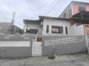 Vive y Genera ingresos! Propiedad a 3 minutos de CC Mall...