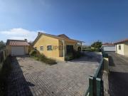 Moradia isolada e térrea na zona oeste de Portugal em Leiria