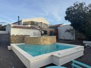Vivenda T3 com piscina Bucelas