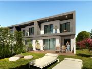 Vivendas T4+1 na praia com piscina