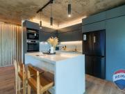 Viví en Casa Grande: 3 amb. c/ jardín y galería