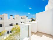 VIVIENDA ADOSADA A ESTRENAR