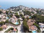 Vivienda Bessona Elegancia Mediterránea en Balcón al...