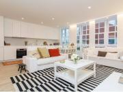 Vivienda con encanto en edificio rehabilitado...