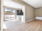 VIVIENDA CON PISCINA A ESTRENAR