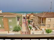 ¡Vivienda con vistas frontales al mar en Guardamar del...