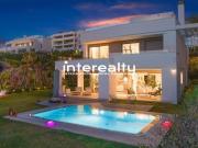Vivienda de alto standing de 281 m2 en venta Marbella,...
