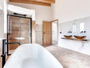 Vivienda de alto standing de 390 m2 en venta...