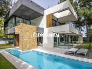 Vivienda de alto standing de 437 m2 en venta Marbella,...