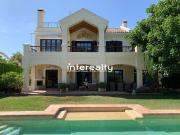 Vivienda de alto standing de 450 m2 en venta Marbella,...