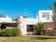 Vivienda de alto standing de 560 m2 en venta Ibiza, España