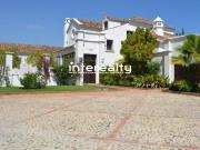 Vivienda de alto standing de 700 m2 en venta Marbella,...