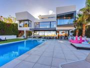 Vivienda de alto standing de 760 m2 en venta Benahavís,...