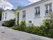 Vivienda de alto standing en venta Caracas, Distrito Capital