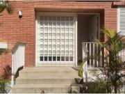 Vivienda de lujo en venta Nueva Caracas, Distrito Capital