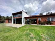 Vivienda de alto standing en venta Envigado, Colombia
