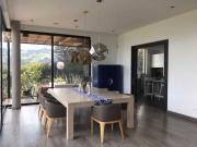 Vivienda de alto standing en venta La Calera, Colombia