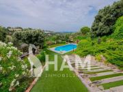 Vivienda de alto standing de 550 m2 en venta Las Rozas...