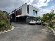 Vivienda de alto standing en venta Medellín, Colombia