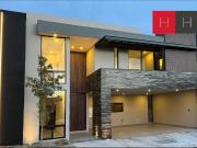 Vivienda de alto standing en venta Santiago, México