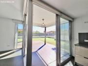 Vivienda de diseño con 4 dormitorios más buhardilla en...