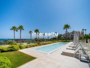 Vivienda de lujo de 290 m2 en venta Estepona, España