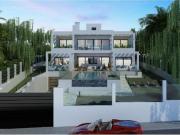 Vivienda de lujo de 655 m2 en venta Elviria, Marbella,...