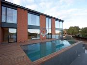 Vivienda de lujo de 674 m2 en venta Cami de les...